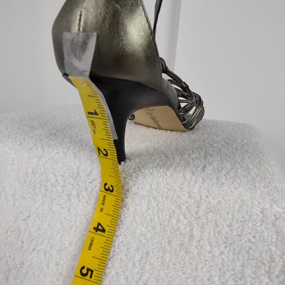 Liz Claiborne Sachi Gunmetal Silver Leather Upper Sandals 2 inch Heel Size 9M - Picture 8 of 11